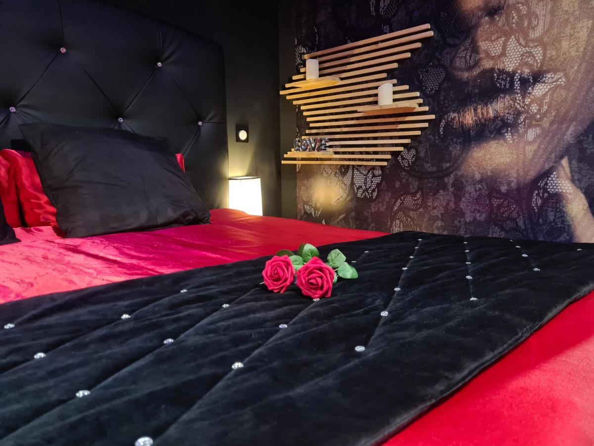 Loveroom Sexyloveroom Rivesaltes Exterior foto